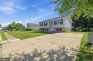 22060 Caravel Ct, Great Mills, MD 20634 - Photo 5