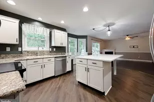 20797 Red Rose Ct, Lexington Park, MD 20653 - Photo 11