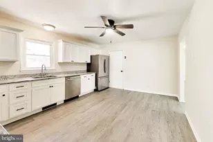 45328 Elmbrook Dr, California, MD 20619 - Photo 9