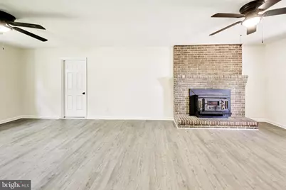 45328 Elmbrook Drive, California, MD 20619 - Photo 11