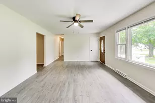 45328 Elmbrook Dr, California, MD 20619 - Photo 5