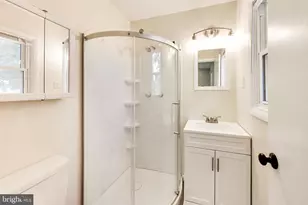 45328 Elmbrook Dr, California, MD 20619 - Photo 17