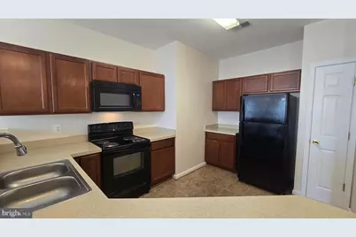 23520 F D R Boulevard #303, California, MD 20619 - Photo 5
