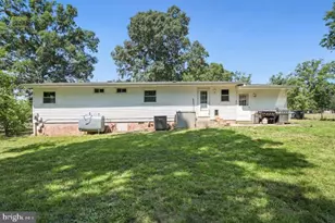 22618 Joan Dr, California, MD 20619 - Photo 5