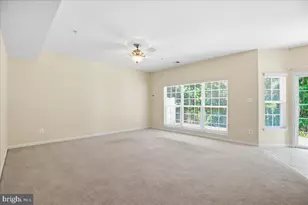 44024 Delphinium Dr, California, MD 20619 - Photo 7