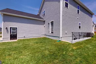 42108 Wildflower Dr, Leonardtown, MD 20650 - Photo 5