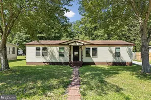 21535 Forest Run Dr, Lexington Park, MD 20653 - Photo 1
