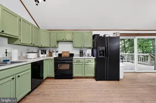 30097 Cross Woods Dr, Mechanicsville, MD 20659 - Photo 9