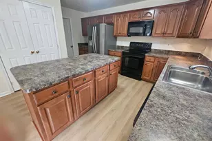 46683 Robert Leon Dr, Lexington Park, MD 20653 - Photo 5