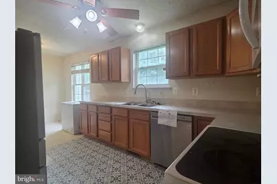 46717 Robert Leon Drive, Lexington Park, MD 20653 - Photo 11