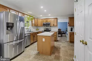46699 Robert Leon Dr, Lexington Park, MD 20653 - Photo 5