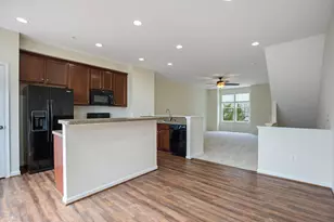 43539 Wild Iris St, California, MD 20619 - Photo 11