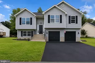26081 Hills Dr, Mechanicsville, MD 20659 - Photo 1