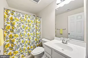 45694 Tenny Hill St, California, MD 20619 - Photo 43