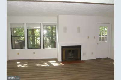 23337 Red Oak Court, California, MD 20619 - Photo 9