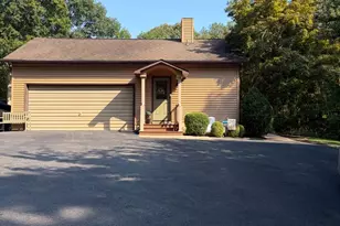 23060 Piney Wood Cir, California, MD 20619 - Photo 5