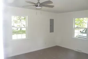 22337 Sandra Ln, California, MD 20619 - Photo 7