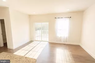 23788 Myrtle Glen Way, California, MD 20619 - Photo 7