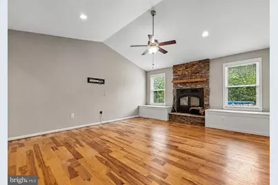 18532 Cherryfield Road, Drayden, MD 20630 - Photo 9