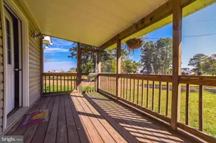 16100 Thomas Rd, Piney Point, MD 20674 - Photo 15