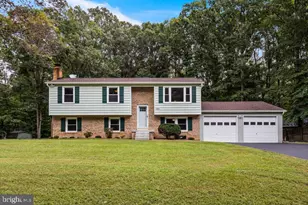 36907 W Lakeland Dr, Mechanicsville, MD 20659 - Photo 1
