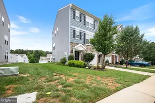 43901 Eucalyptus Way, California, MD 20619 - Photo 1