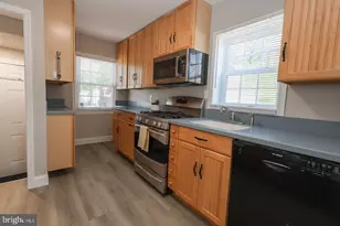 21762 N Essex Dr, Lexington Park, MD 20653 - Photo 13