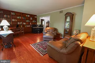 45395 Baringer Dr, California, MD 20619 - Photo 7