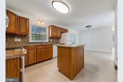 22712 Parkview Drive, California, MD 20619 - Photo 7
