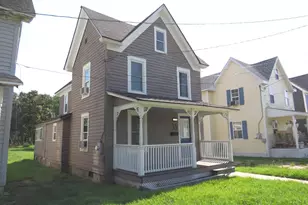 35 W Chesapeake Ave, Crisfield, MD 21817 - Photo 3