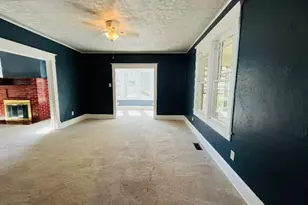 225 N N Somerset Ave, Crisfield, MD 21817 - Photo 9