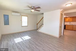 215 N 1st St, Crisfield, MD 21817 - Photo 13