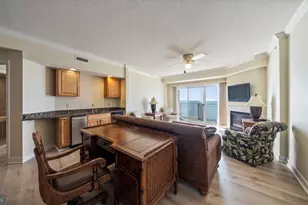 1021 W Main St, Crisfield, MD 21817 - Photo 15