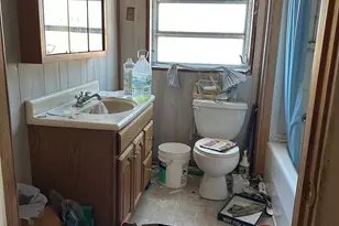 245 N Somerset Ave, Crisfield, MD 21817 - Photo 17