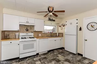 3223 Lawsonia Rd, Crisfield, MD 21817 - Photo 17