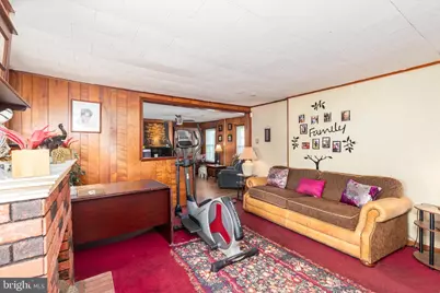 111 W Chesapeake Avenue, Crisfield, MD 21817 - Photo 5