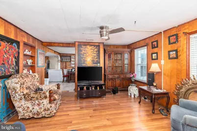 111 W Chesapeake Avenue, Crisfield, MD 21817 - Photo 7