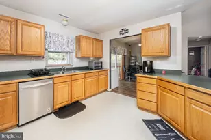 3701 Lauren Ct, Crisfield, MD 21817 - Photo 9