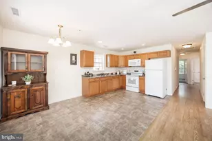 153 S 4th St, Crisfield, MD 21817 - Photo 9