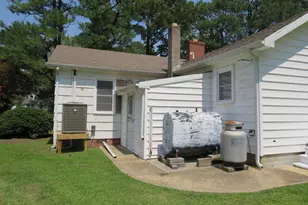 26499 Asbury Ave, Crisfield, MD 21817 - Photo 5