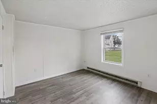 319 W Chesapeake Ave, Crisfield, MD 21817 - Photo 17