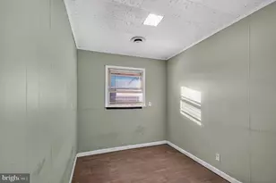 26380 Asbury Ave, Crisfield, MD 21817 - Photo 3