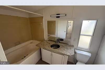 10054 Longwoods Road #4, Easton, MD 21601 - Photo 11