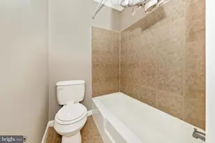 200 E Antietam St, Hagerstown, MD 21740 - Photo 37