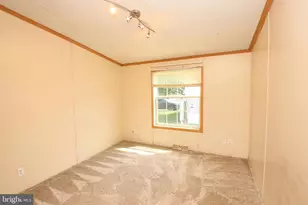 16847 Longfellow Ct, Hagerstown, MD 21740 - Photo 19