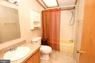 16847 Longfellow Ct, Hagerstown, MD 21740 - Photo 23