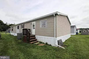 16847 Longfellow Ct, Hagerstown, MD 21740 - Photo 25