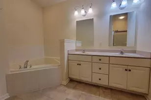 1852 Meridian Dr, Hagerstown, MD 21742 - Photo 19