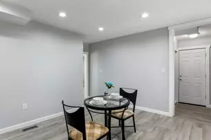 324 W Howard St, Hagerstown, MD 21740 - Photo 5