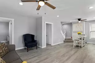 324 W Howard St, Hagerstown, MD 21740 - Photo 7